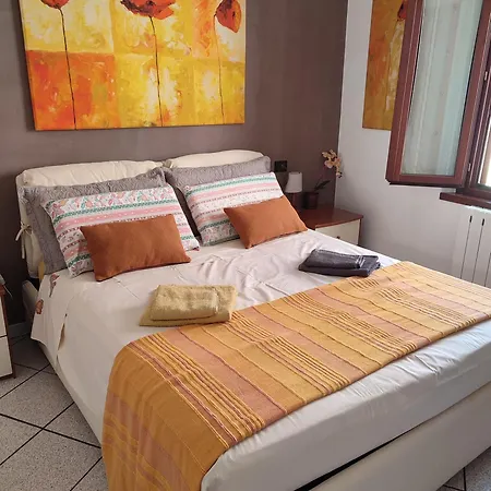 Family&group Attic Late Check-in Free Luggage Appartement Como